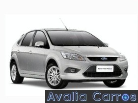 Ford-Focus-Hatch-Titanium-2013