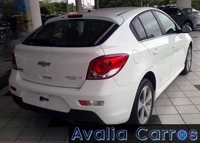 Cruze-Hatchback-Sport6-LT-2012