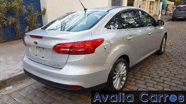 Focus-Sedan-Titanium-2017-Fastback