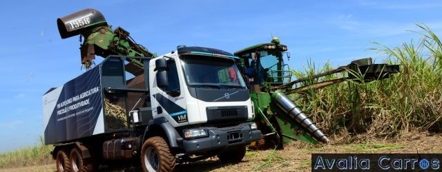 Eder Matias nosso ex-colaborador apresentando o Volvo VM 270 Autonomo