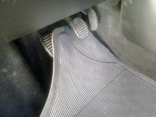 Avaliando o tapete genérico do FIAT Argo