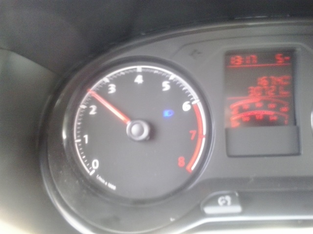 Avaliando Gol 1.6 com o conta-giros em apenas 2.500 RPM