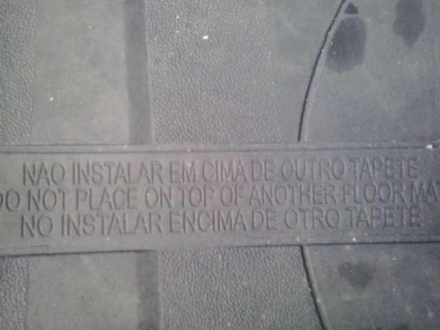 Avaliando o tapete original do Onix 1.0 LT