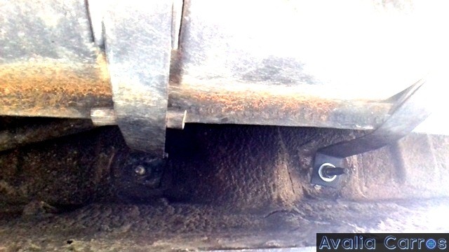 Avaliação da cinta do tanque de combustível do Gol CL 1.8 1989