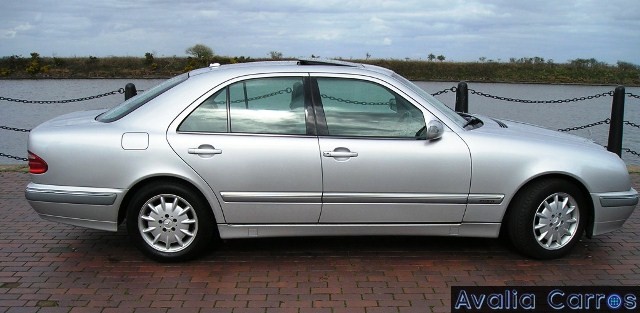 Avaliação da isenção de IPVA da Mercedes E240 Elegance 2002