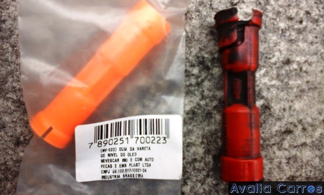 Avaliação da guia da vareta de medição do nível do óleo do cárter do motor do Gol CL 1.8 1989