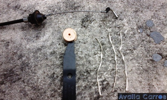 Avaliação dos acessórios para conserto do pedal de acelerador do Gol CL 1.8 1989