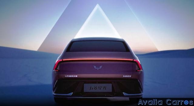 Avaliação do GM Wuling Xing Guang Starlight o novo Onix Plus?