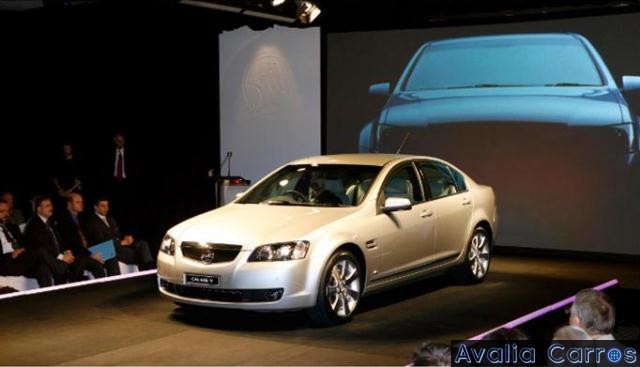 Avaliação do Holden Commodore VE CALAIS 2006