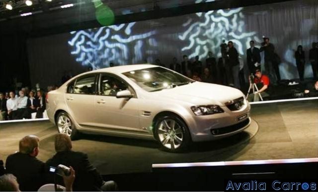 Avaliação do Holden Commodore VE CALAIS V 2006